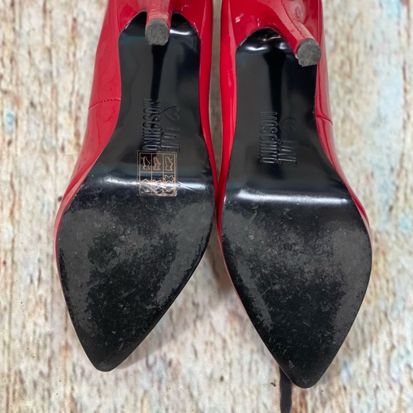 MOSCHINO EUC Red Patent Leather Studded Bow Pumps - Picture 13 of 16